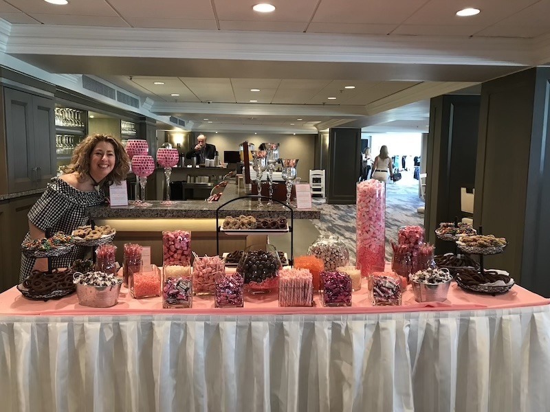 2018-05-02 – Michelle Candy Table