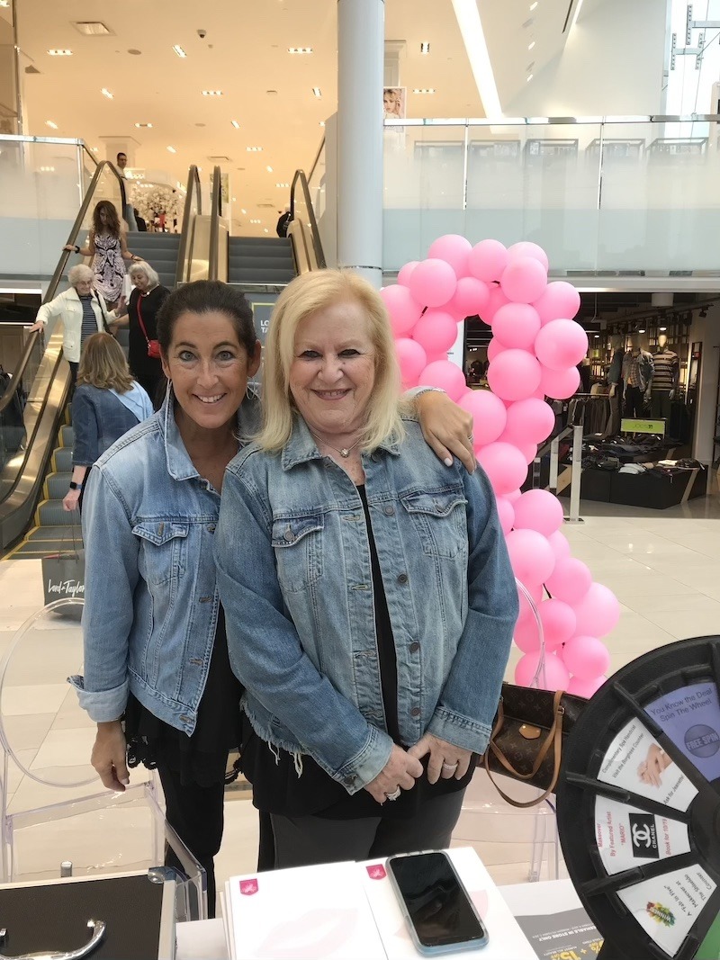 2019-10-06 – Lord & Taylor mom and Me