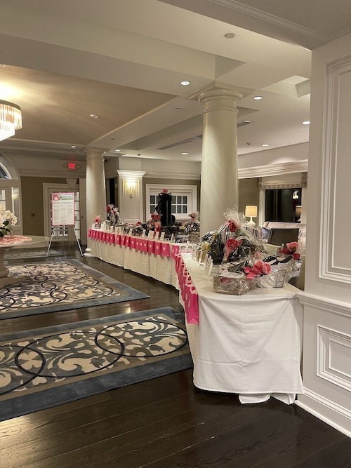 2023-05-07 – Lobby raffles